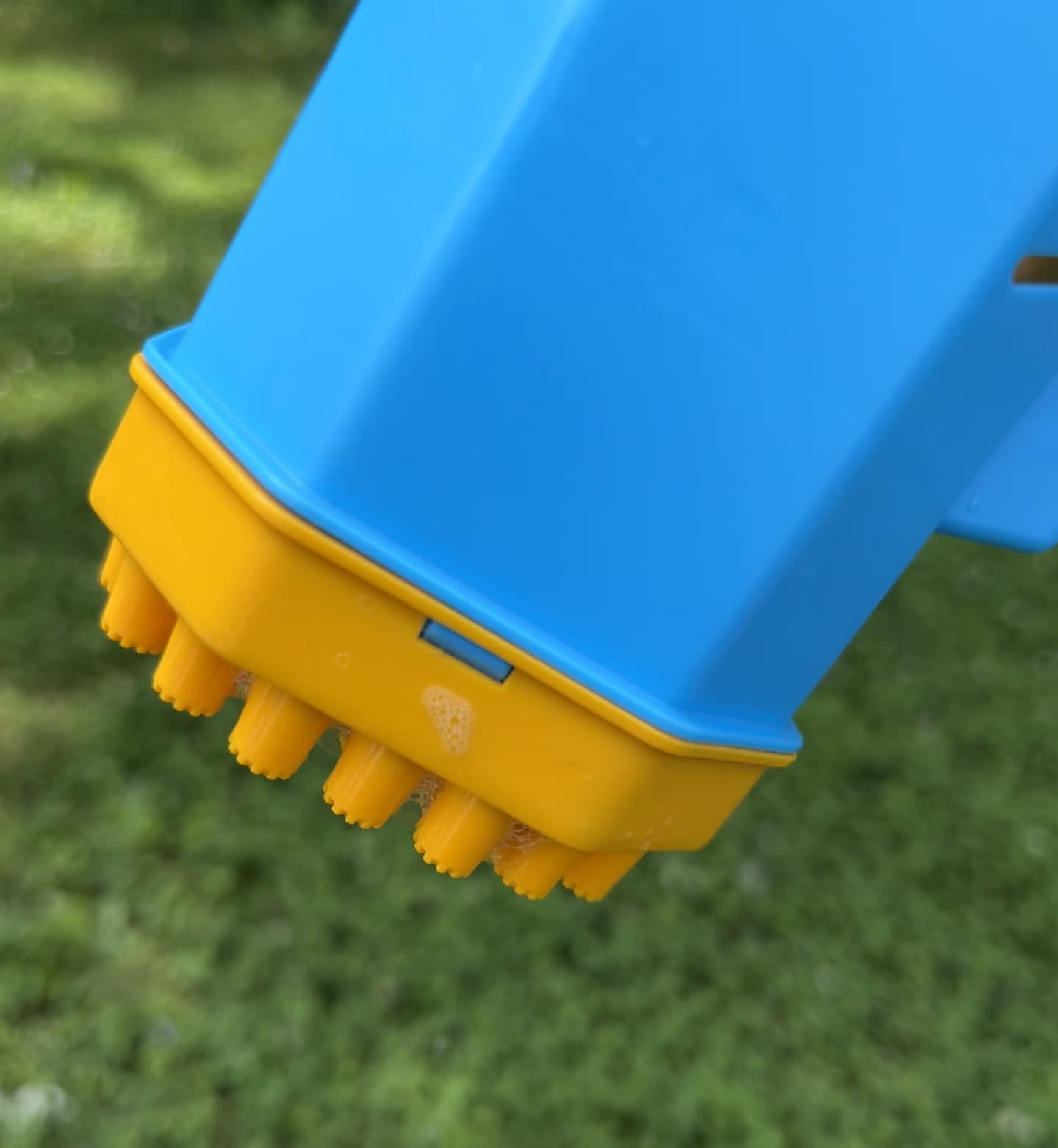 The Forty Hole Rapid Bubble Blaster photo 3
