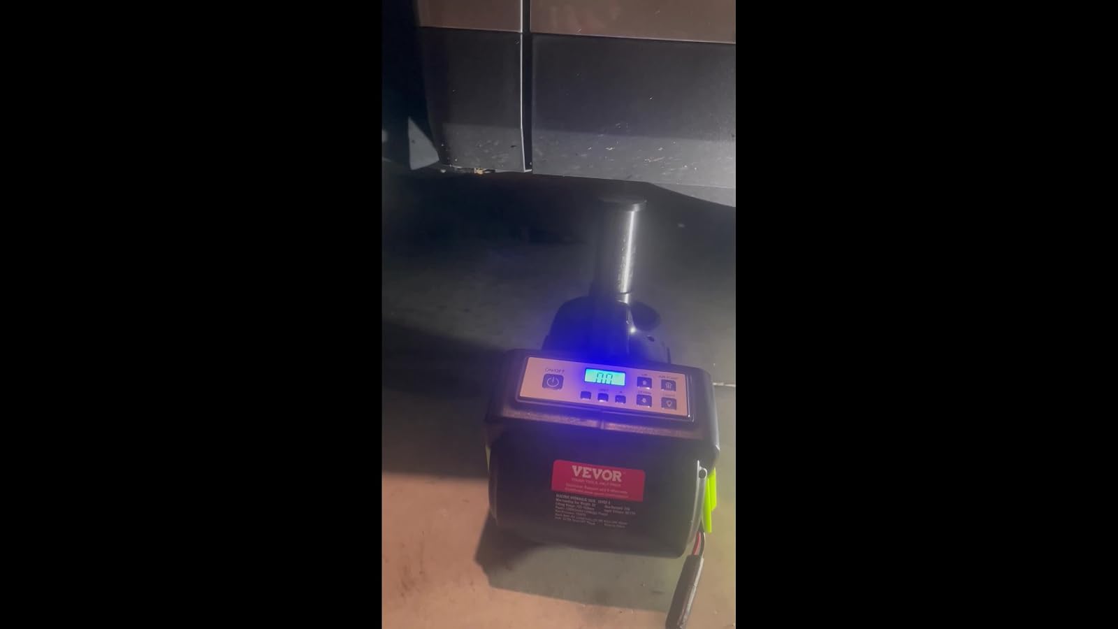 The Wireless Lift For Your Next Tire Change