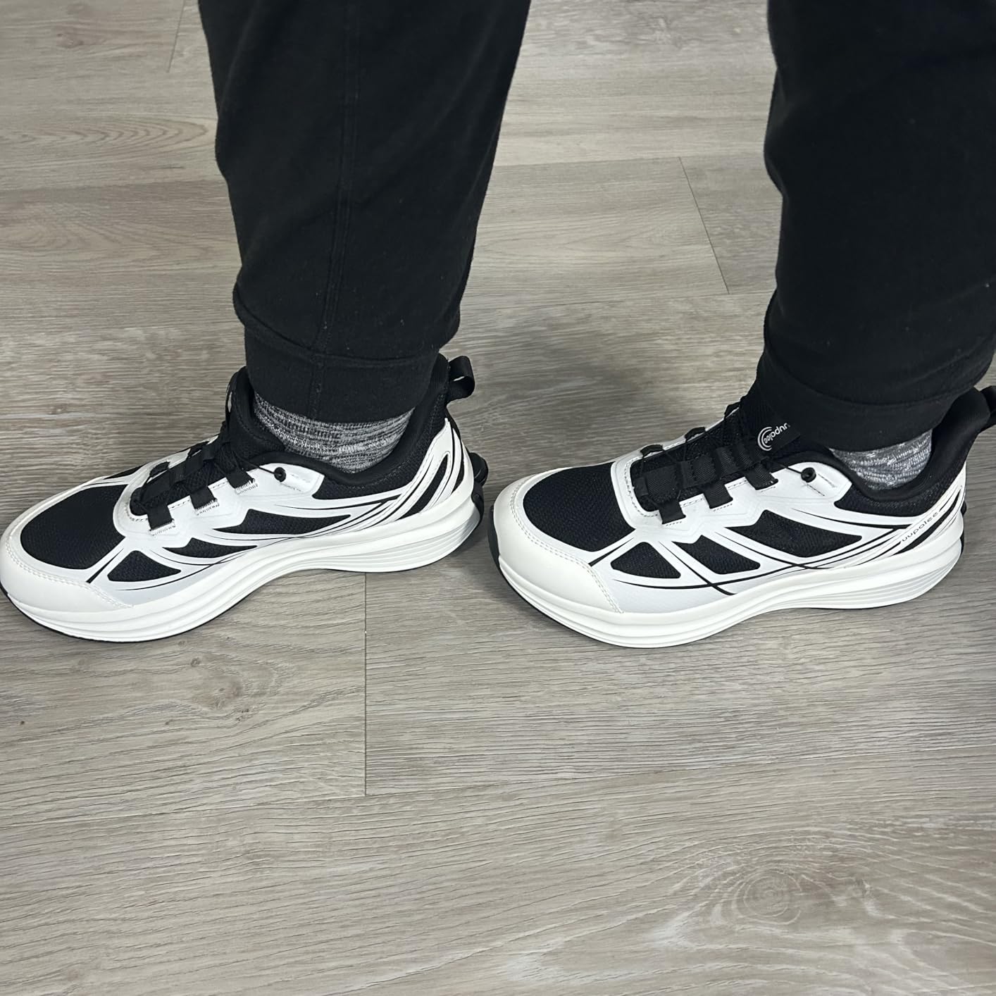 The Shoes That Put Themselves On Your Feet photo 4