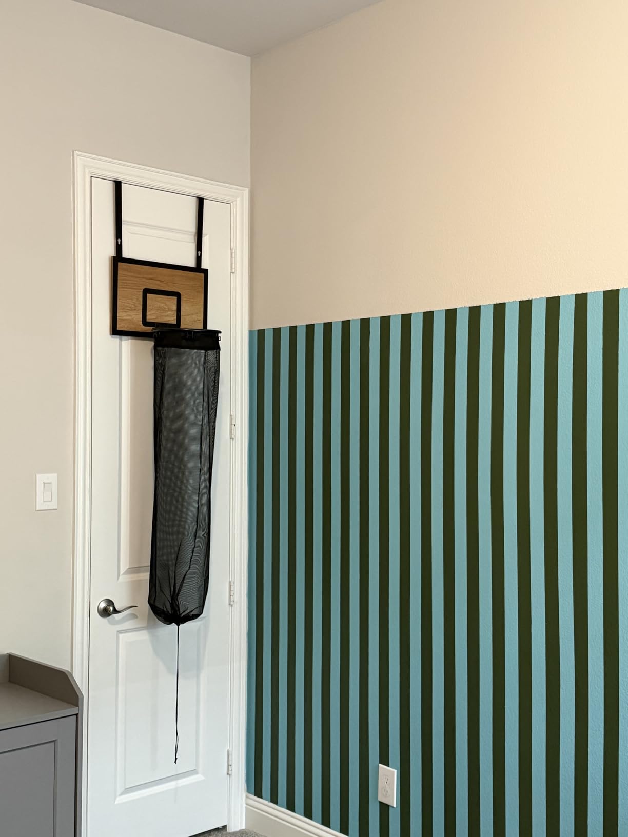 Over Door Basketball Laundry Hamper Hoop