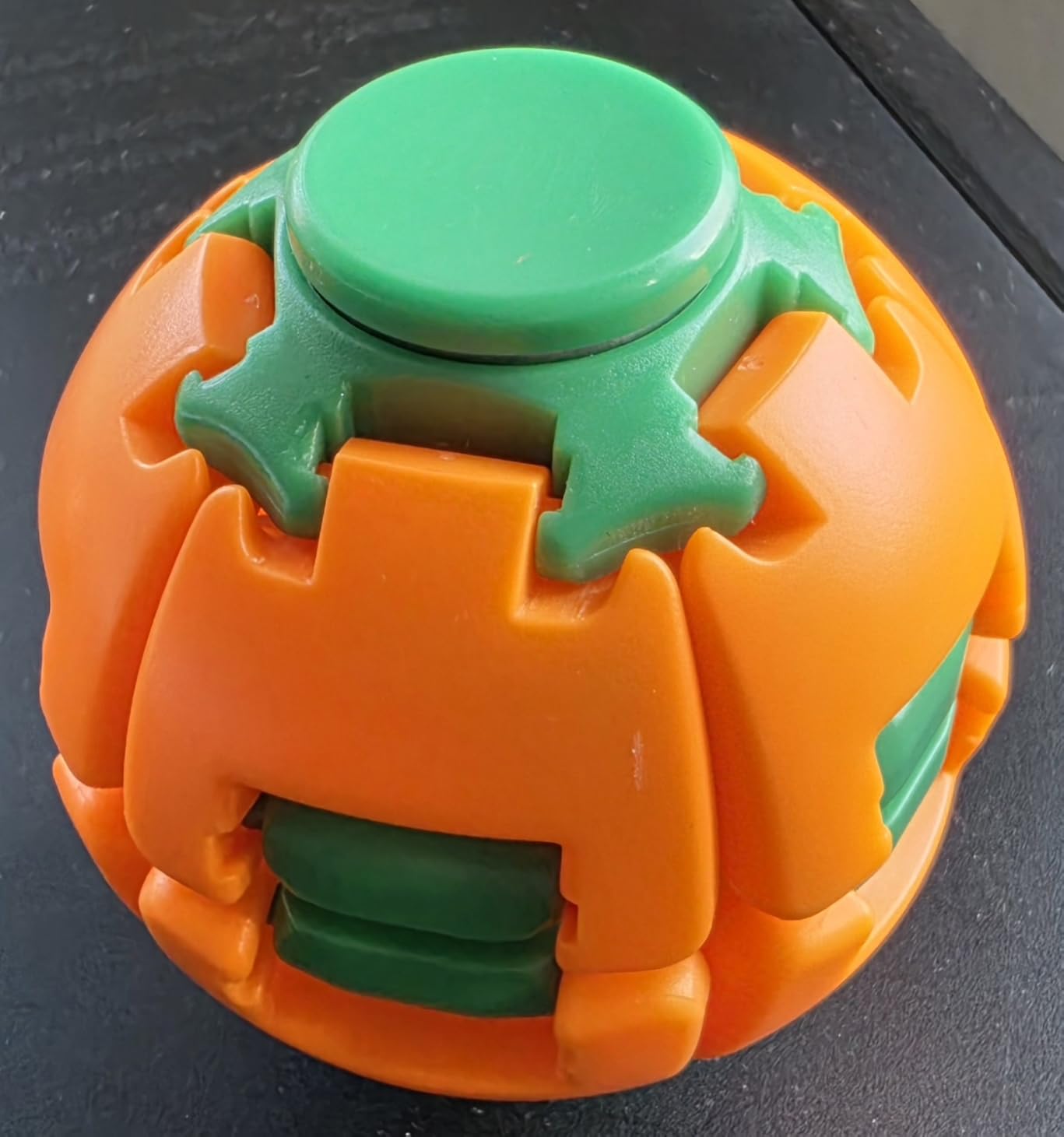 The Press and Spin Whirring Desk Toy photo 4